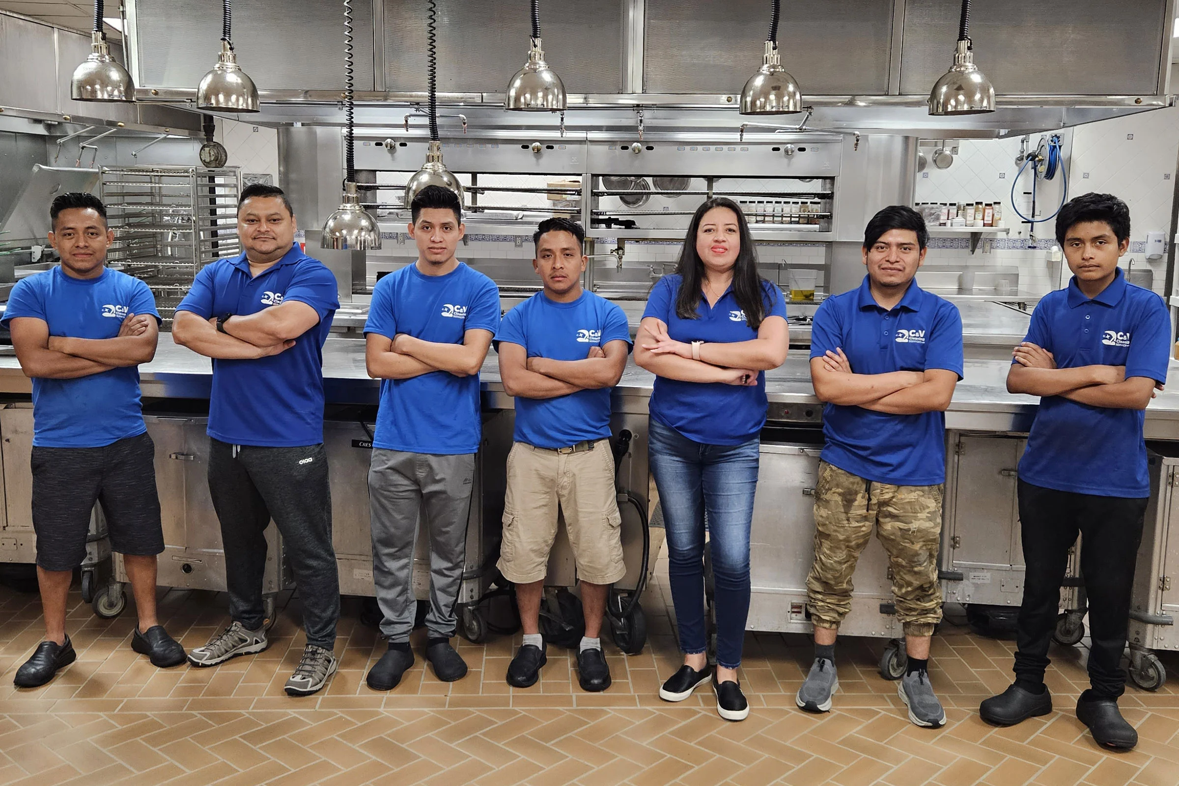 Restaurant kitchen deep cleaning for commercial food service facilities